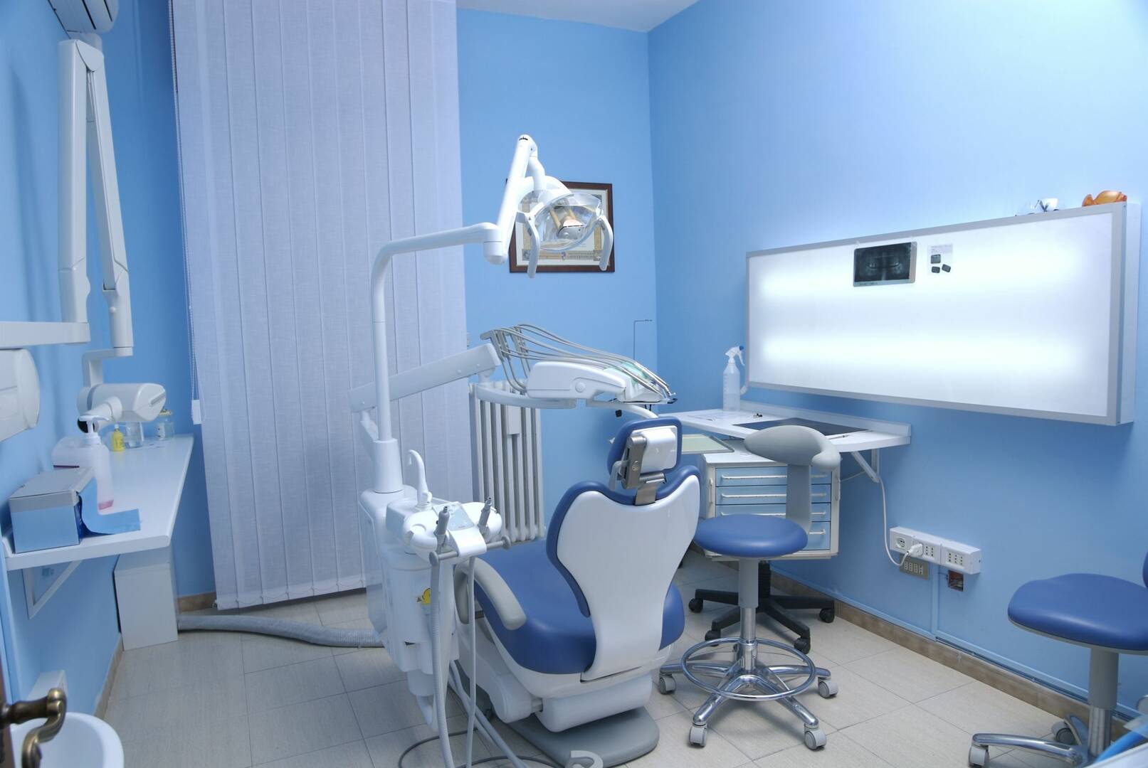 Modern Denture Clinic